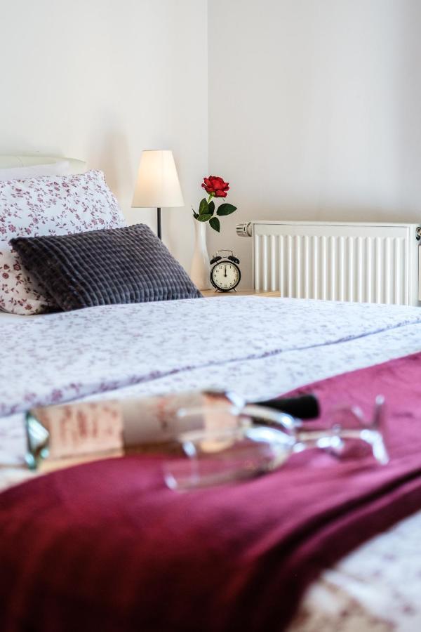 Guest House Barbara Nerezisca Екстериор снимка